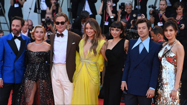 Gossip alert!  This is what happens between Harry Styles, Olivia Wild and the cast of their movie