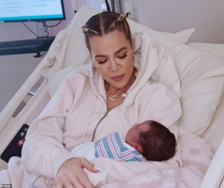 khloe and newborn baby