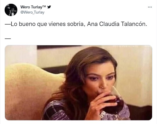 meme de una mujer tomando en su copa de vino 