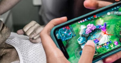 Niño se gasta todos los ahorros para el tratamiento de cáncer de su papá en un juego