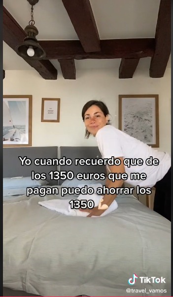 anhy tendiendo cama