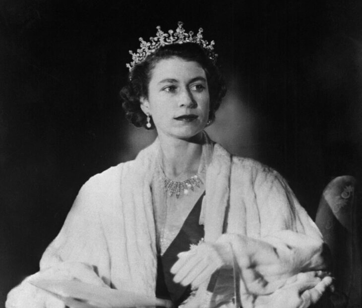 Queen isabel II