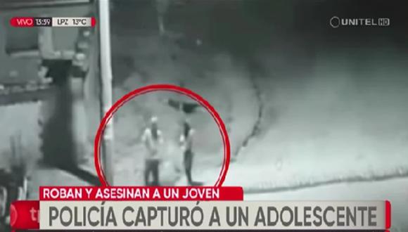 Madre entrega a su hijo a la policía después de verlo asaltando en un video NEWS 12:40