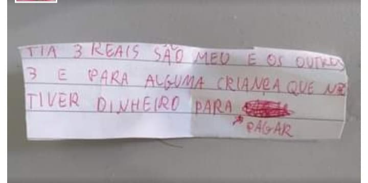 Niña ayuda a su compañero sin dinero y conmueve a su maestra