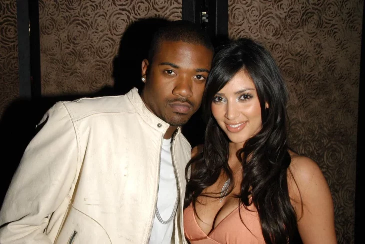 Ray J, exnovio de Kim Kardashian, dice que Kris Jenner los obligó a grabar tres videos íntimos