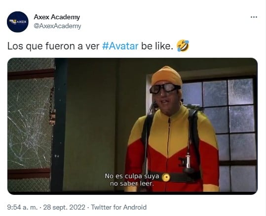 meme en twitter de las personas que fueron a ver el reestreno de Avatar 