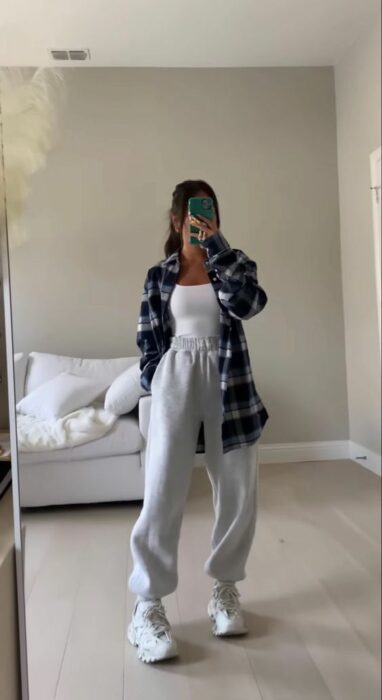 loose outfit in pants