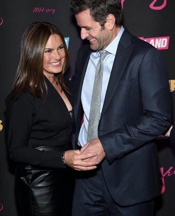 Peter Hermann and Mariska Hargitay