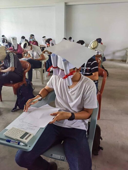 Maestra pide sombreros anticopiones a sus alumnos y se hacen virales los creativos diseños 