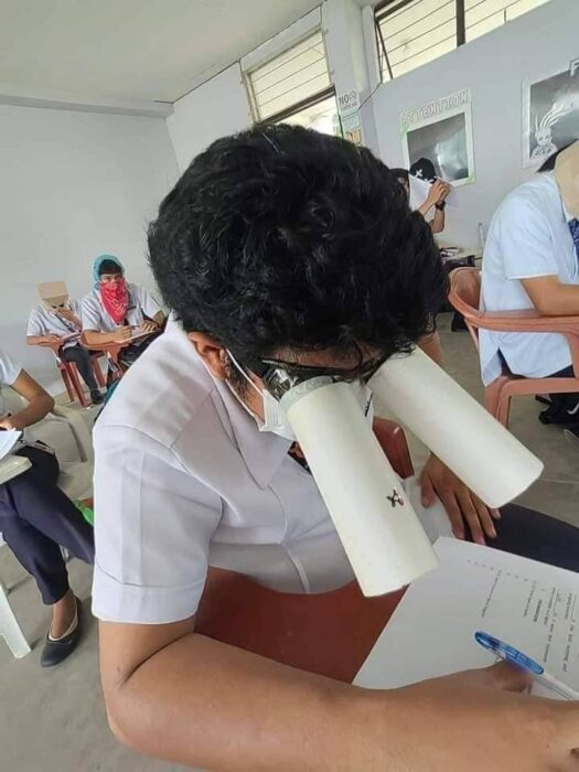 Maestra pide sombreros anticopiones a sus alumnos y se hacen virales los creativos diseños 