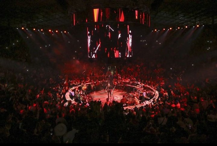 Christian Nodal en el palenque de Guadalajara 