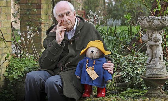 Michael Bond y su oso