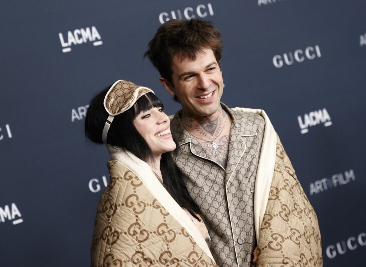 Billie Eilish and Jesse Rutherford posing as a couple on the red carpet