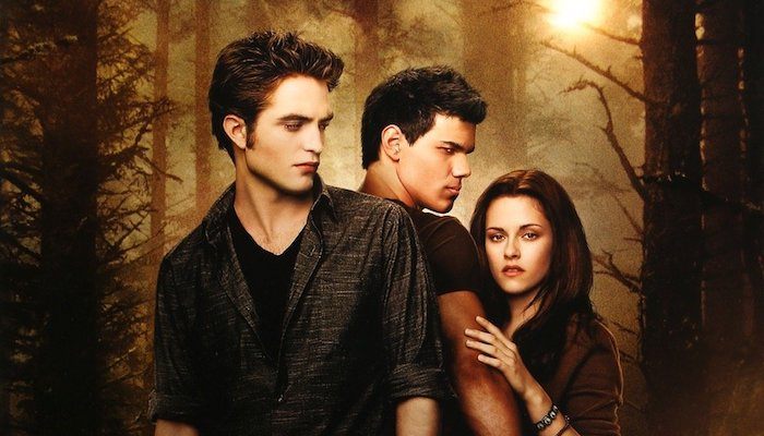 Las conductas más enfermizas que hacía Edward Cullen y que pensábamos que eran románticas 