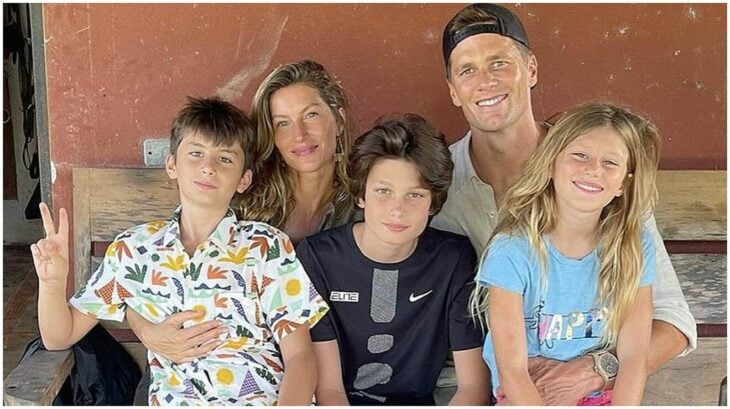 Gisele Bündchen y Tom Brady con sus hijos