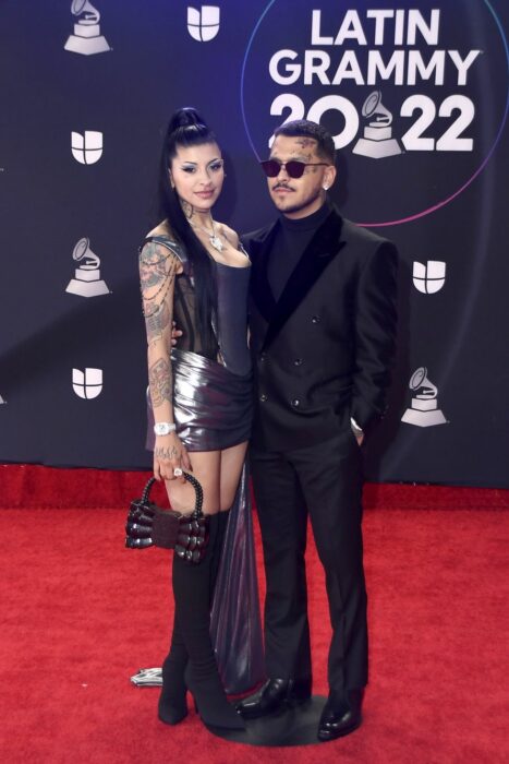 Cristian Nodal y Cazzu; Los mejores looks en la alfombra roja de los Latin Grammy 2022