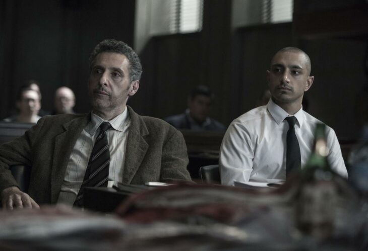 escena de la serie The Night of en el juicio