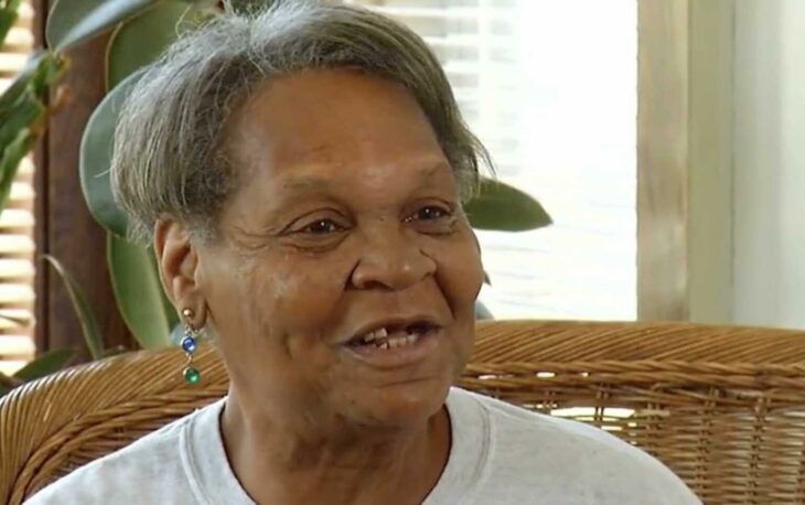 Linda Taylor, una anciana que iba a ser desalojada y sus vecinos le compraron la casa 