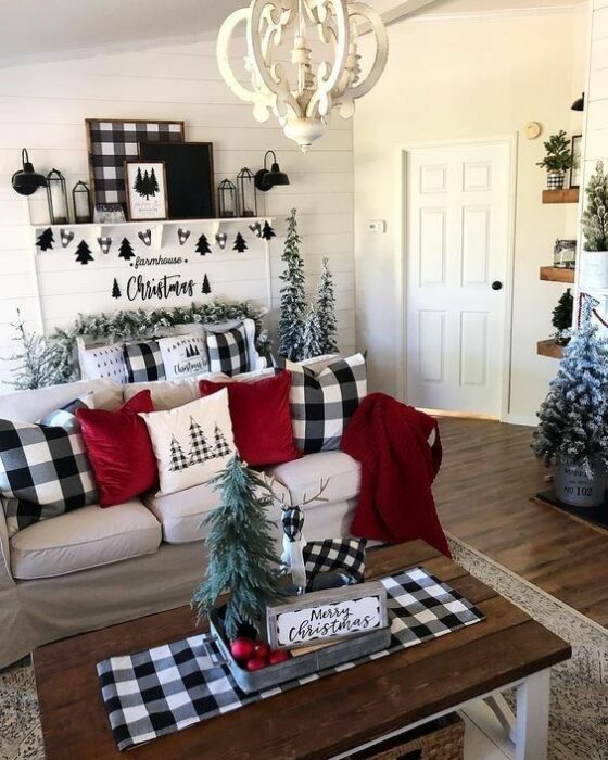 decoración en blanco y negro para navidad