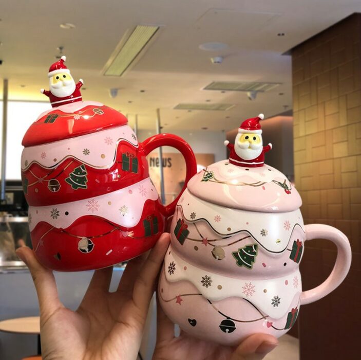 Taza pino; tazas navideñas que tu chocolatito caliente probaría