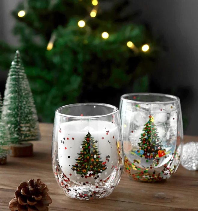 Vaso de cristal; 16 Tazas navideñas perfectas para el intercambio de regalos