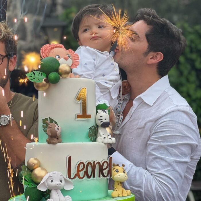 Christian Estrada con su pequeño hijo Leonel