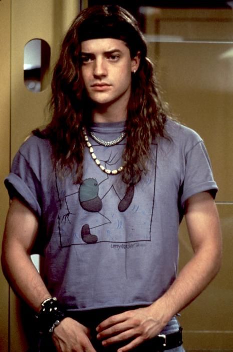 Brendan fraser con cabello largo en los 90