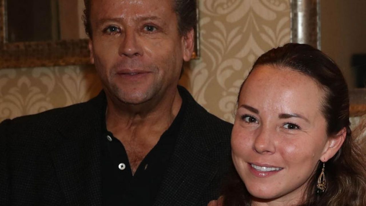 Alfredo Adame asegura que sacó a sus hijos de su testamento