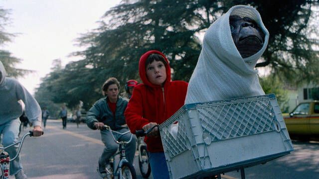 Henry Thomas en E.T., el extraterrestre