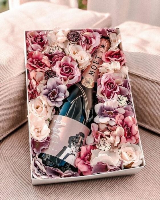 Ideas aesthetic para regalar una botellita de vino
