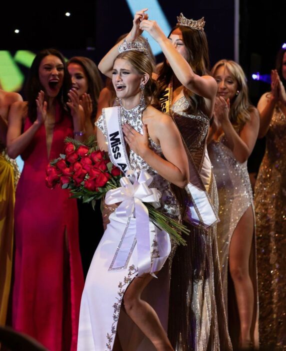 Ingeniera nuclear gana Miss Estados Unidos