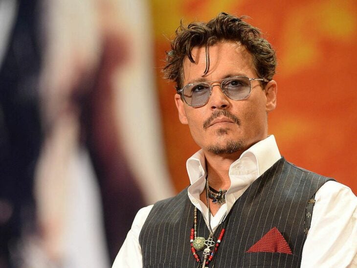 Johnny depp accused of misbehavior on film set