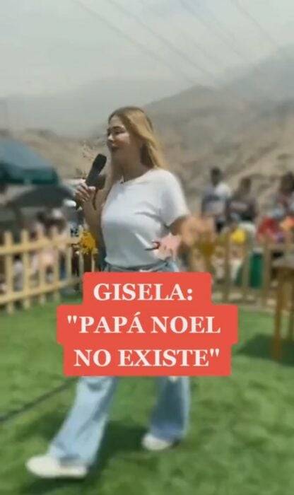 presentadora peruana se viraliza en redes por decir a decenas de niños que Santa Claus no existe 