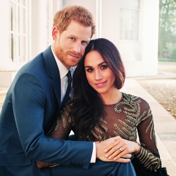 Fotografía en la que el príncipe Harry y su esposa MEgahn Markle posan juntos 