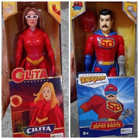 Súper bigote y Súper Cilita figuras de acción inspiradas en Nicolás Maduro y Cilia Flores
