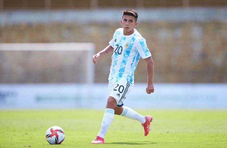 Thiago Almada jugador de la selección de Argentina presunto abusador