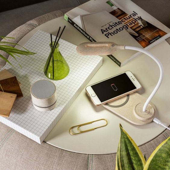 lamp and wireless charger