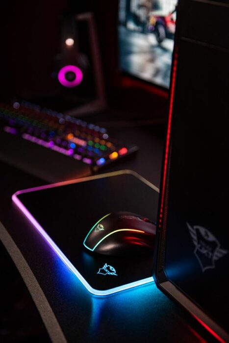 Mouse and mousepad gamer with lights