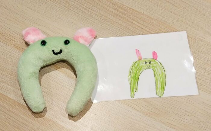 diseño de peluche hecho por una niña 