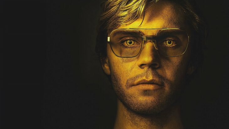 Monstruo La historia de Jeffrey Dahmer  poster