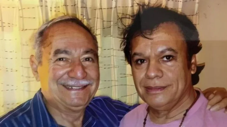 Pablo Aguilera junto a Juan Gabriel 