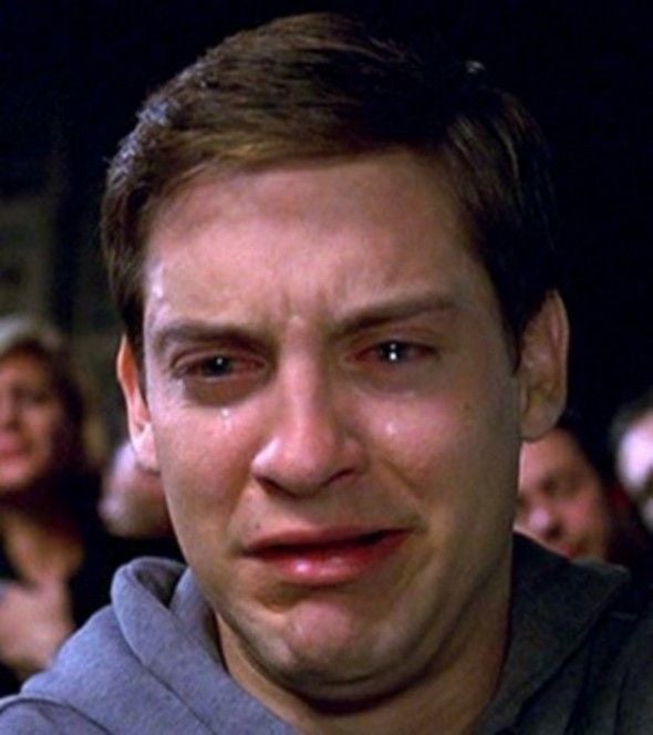 Tobey Maguire llorando meme