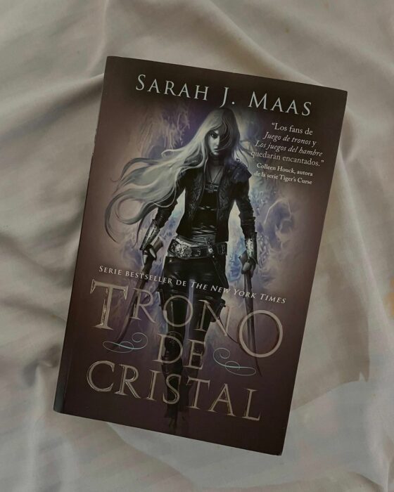 libro trono de cristal 