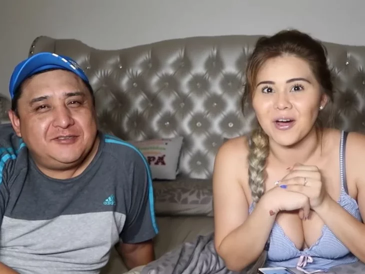 Araceli Ordas Gomita junto a su padre