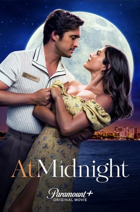 imagen publicitaria de la película At Midnight protagonizada por Diego Boneta y Mónica Bárbaro 