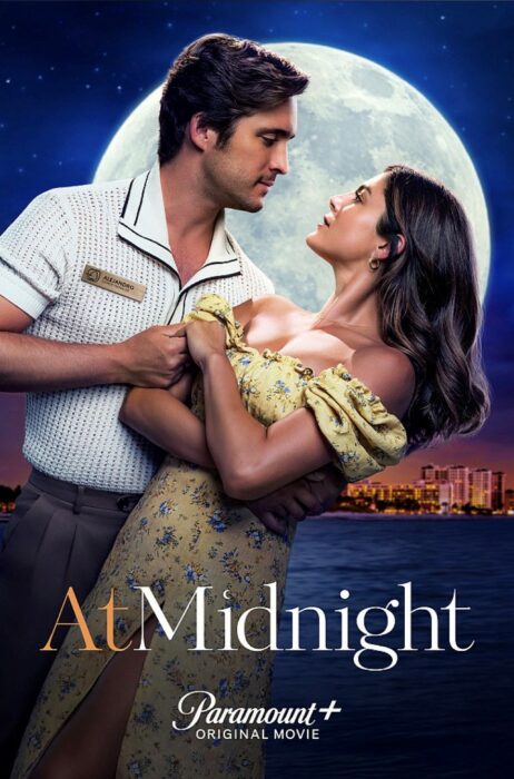 imagen publicitaria de la película At Midnight protagonizada por Diego Boneta y Mónica Bárbaro 