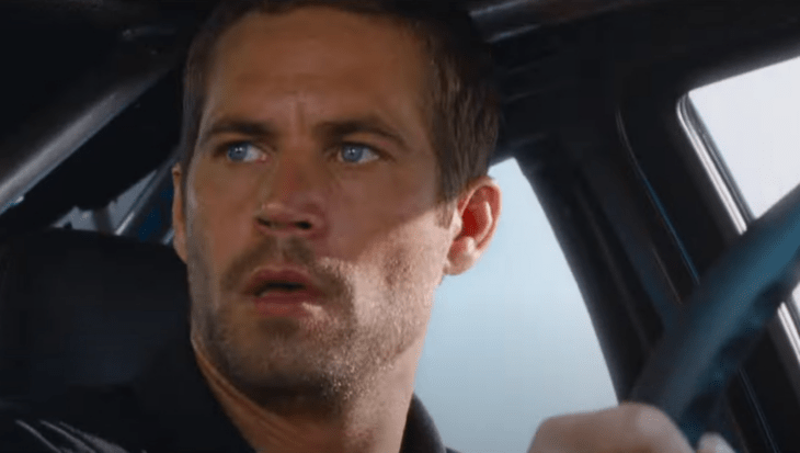 imagen del rostro de Paul Walker en una escena de la película Rápidos y furiosos