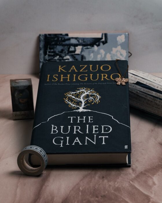 libro El gigante enterrado de Kazuo Ishiguro