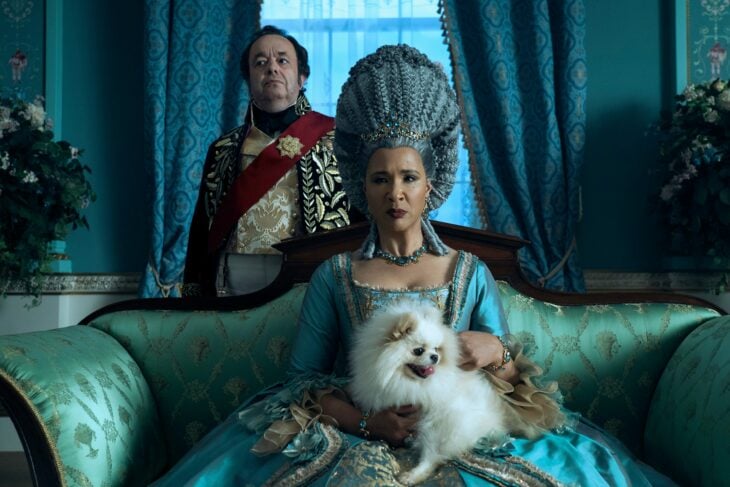 Imagen del personaje de la reina Charlotte en la famosa serie de Netflix Bridgerton en su nuevo spin-off