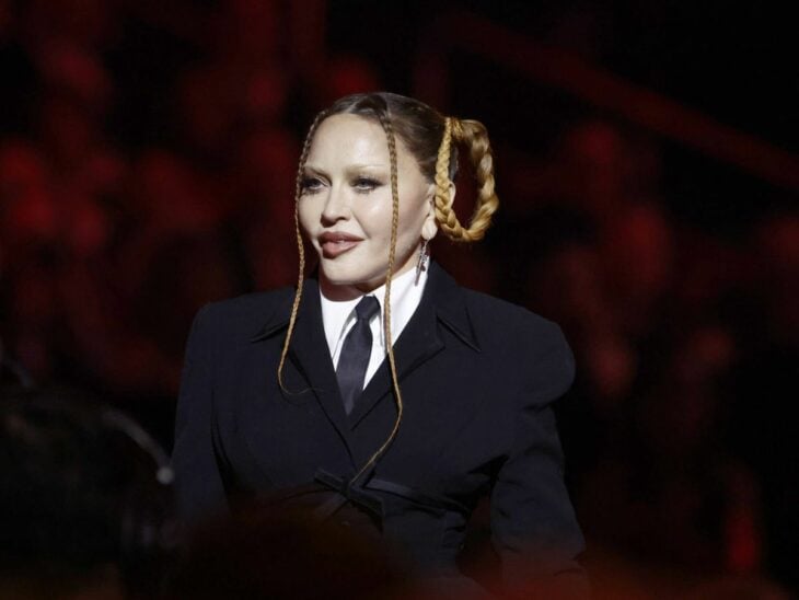 Fotografía del rostro de Madonna durante su presentación en los premios Grammy 2023